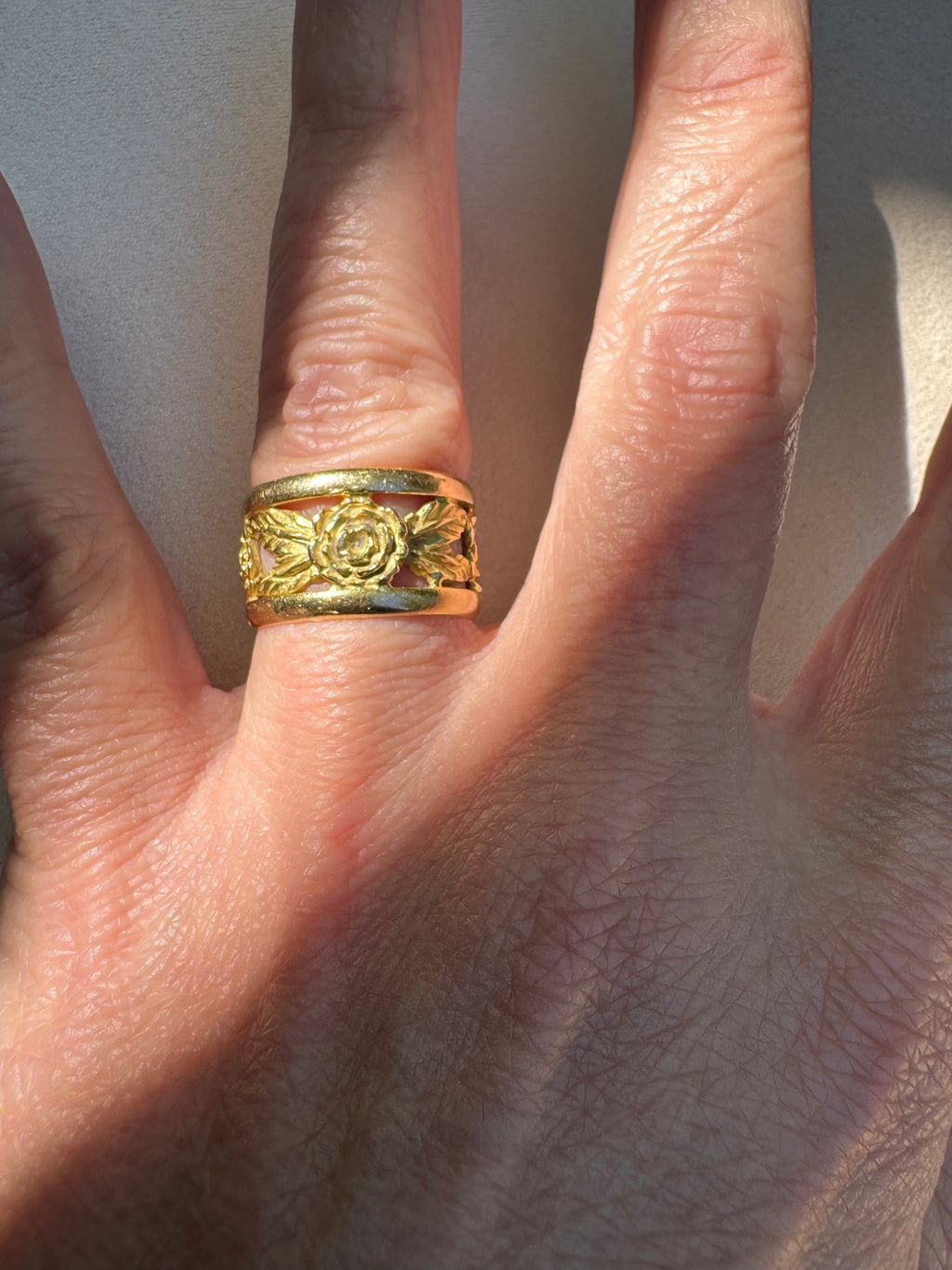 18K Yellow Gold Repoussé Floral Wide Band Ring
