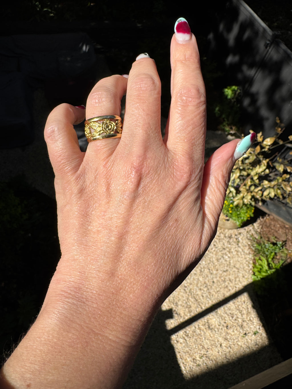 18K Yellow Gold Repoussé Floral Wide Band Ring