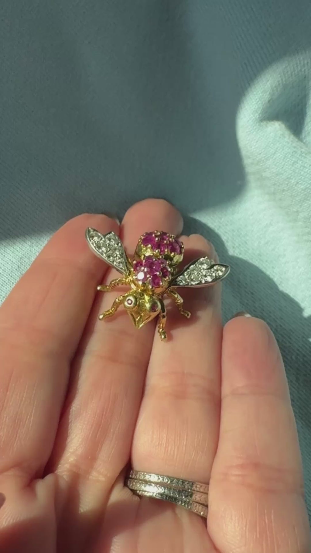 18K Gold, Ruby, and Diamond Bee Brooch ￼